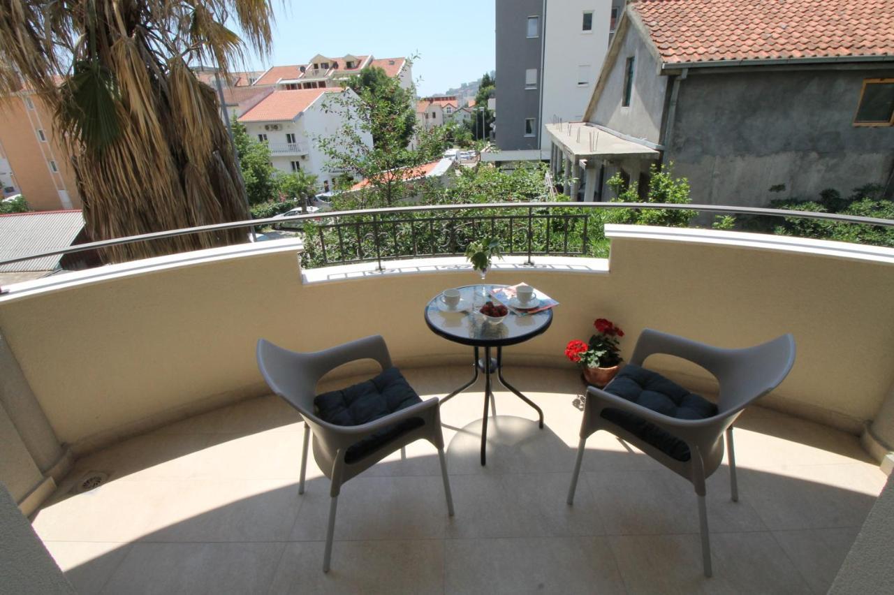 Le Marc Guest House Будва Екстериор снимка