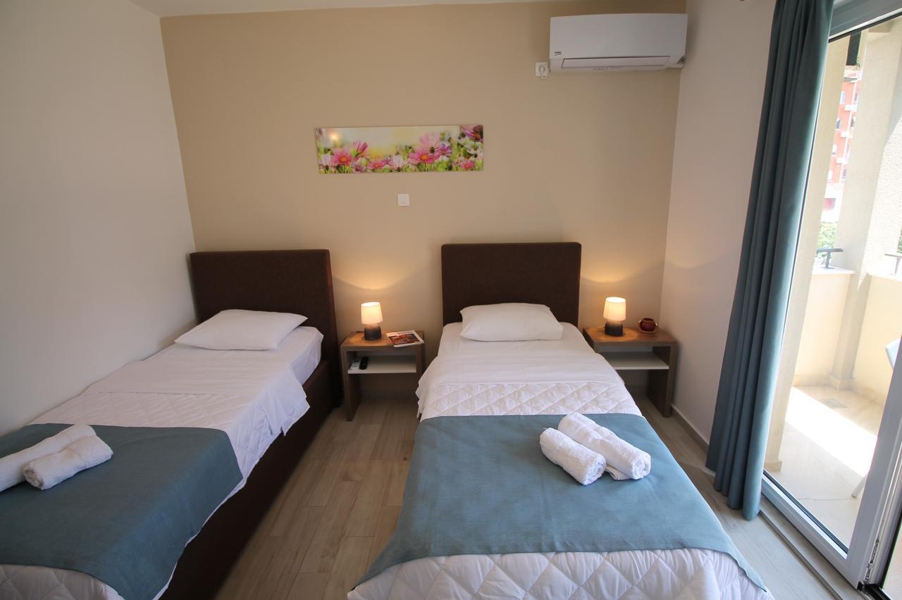 Le Marc Guest House Будва Екстериор снимка