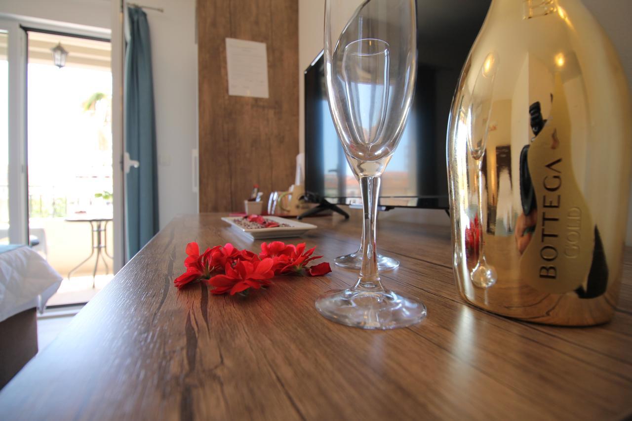 Le Marc Guest House Будва Екстериор снимка