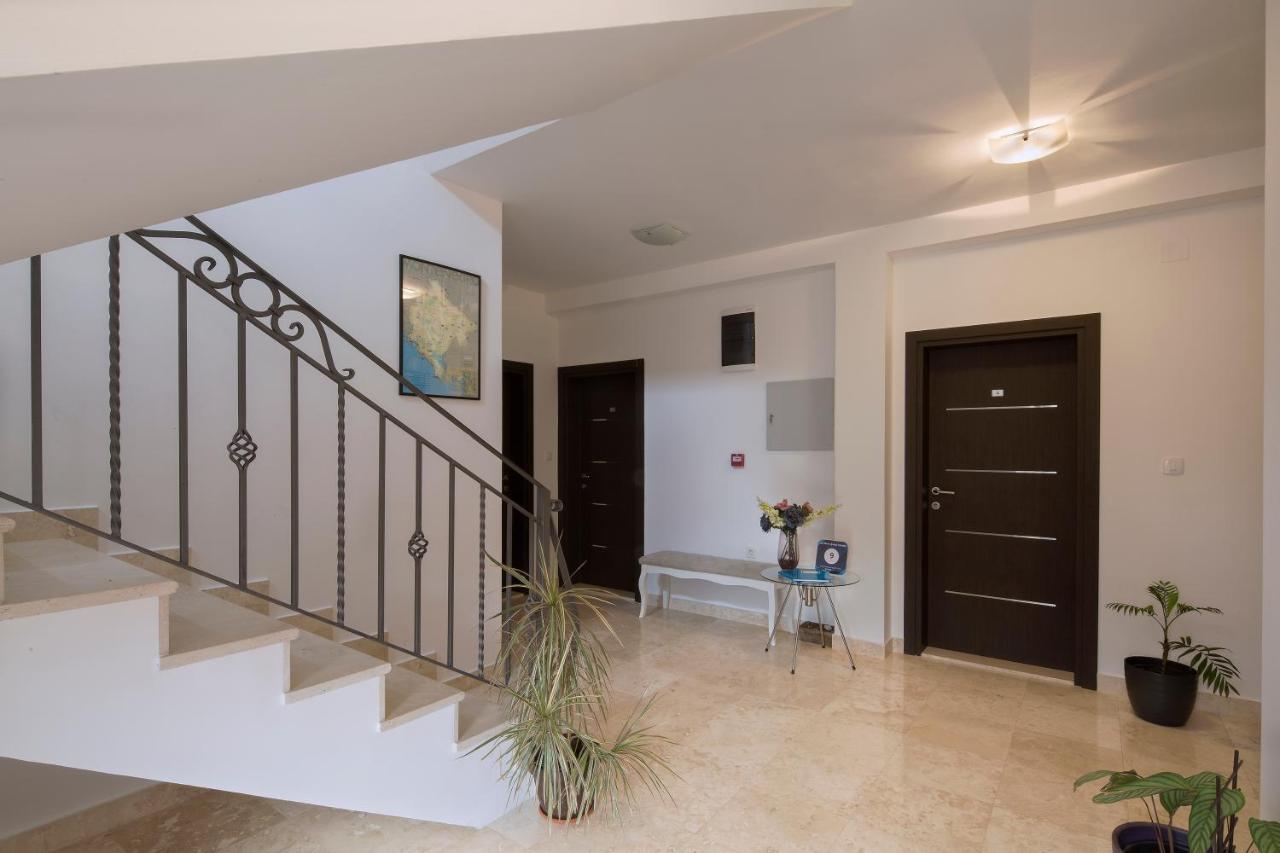 Le Marc Guest House Будва Екстериор снимка