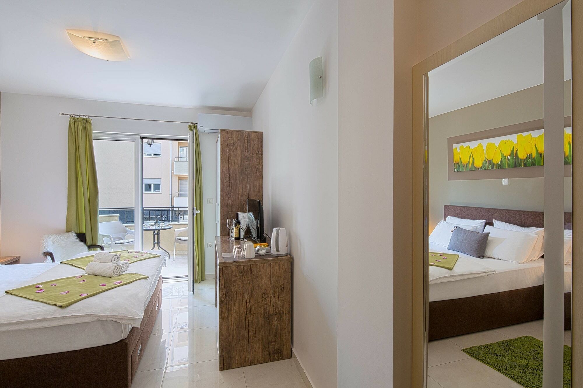 Le Marc Guest House Будва Екстериор снимка