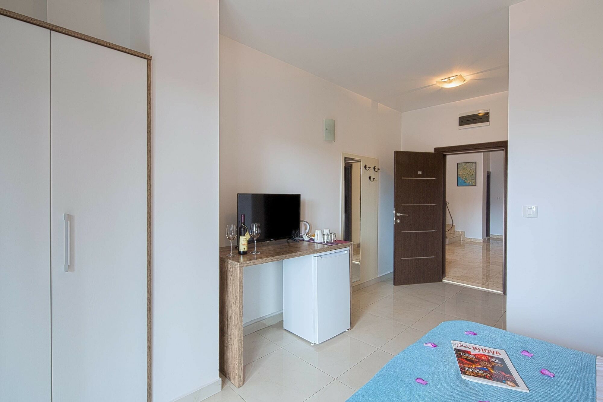 Le Marc Guest House Будва Екстериор снимка